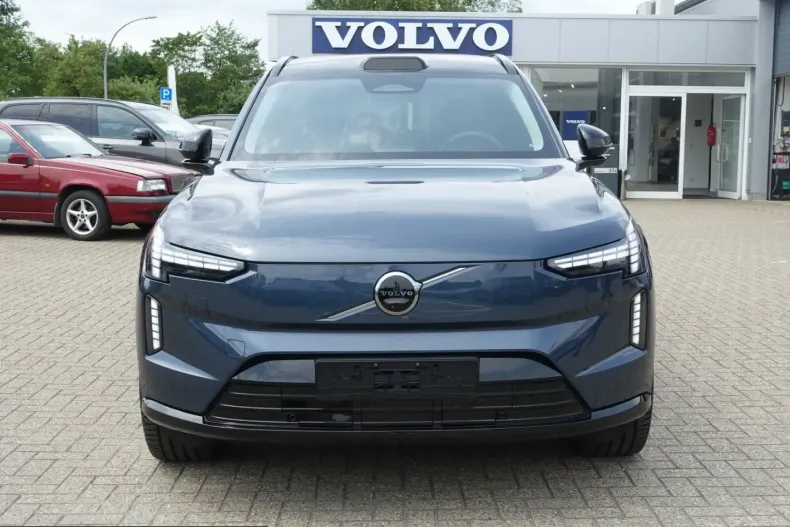 Volvo EX90 din 2025 cu 9.750 km - oferta VOL251555 - foto 8