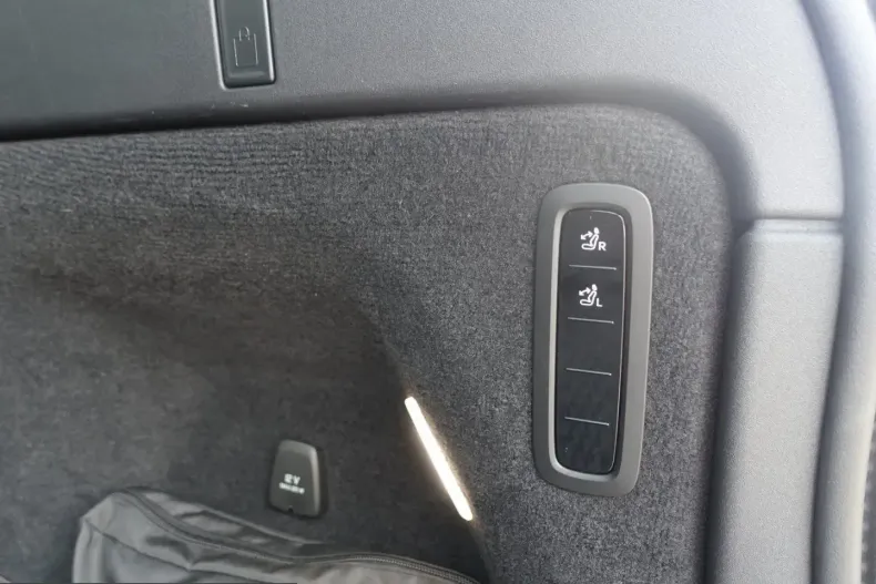 Volvo EX90 din 2025 cu 9.750 km - oferta VOL251555 - foto 14