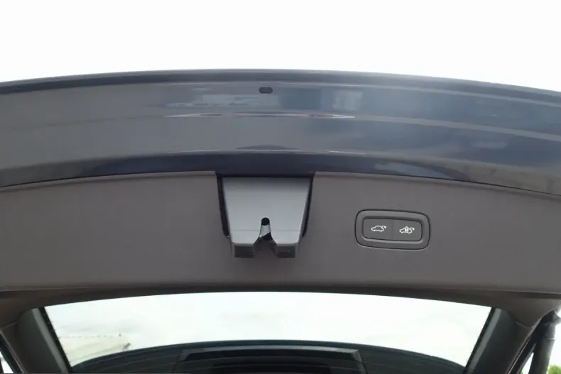 Volvo EX90 din 2025 cu 9.750 km - oferta VOL251555 - foto 16