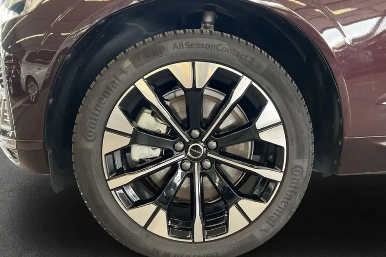 Volvo XC60 din 2025 cu 9.313 km - oferta VOL251556 - foto 8