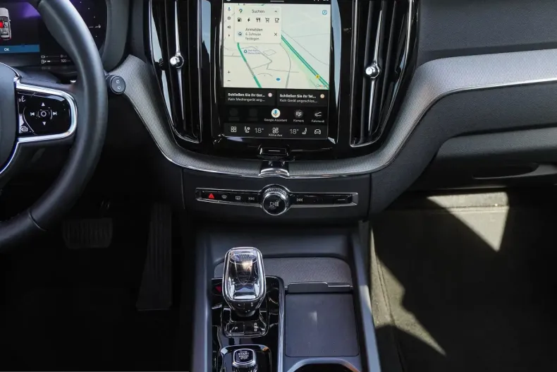 Volvo XC60 din 2024 cu 38.637 km - oferta VOL251557 - foto 13