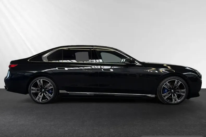 BMW M760 (Seria 7) din 2025 cu 48.362 km - oferta BMW251567 - foto 3