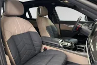 BMW M760 (Seria 7) din 2025 cu 48.362 km - oferta BMW251567 - foto 6