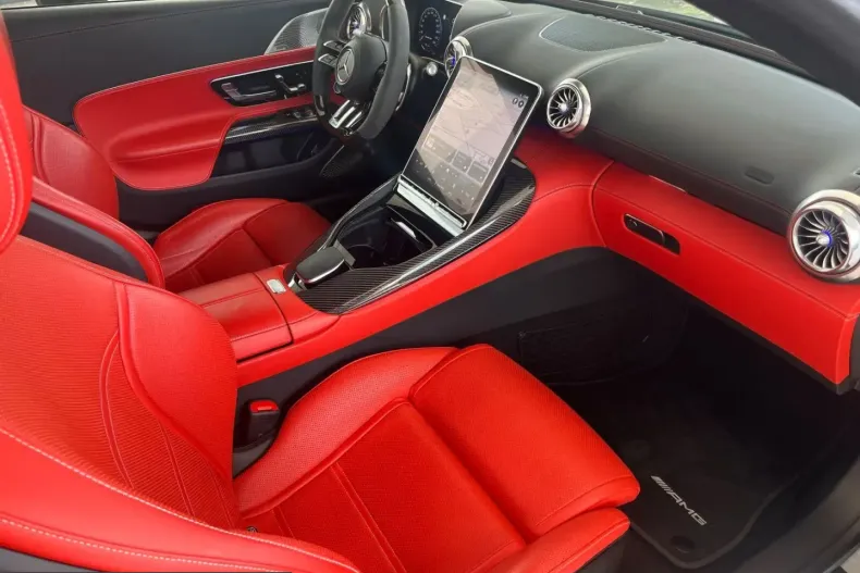 Mercedes-Benz SL 63 AMG (Clasa SL) din 2024 cu 37.959 km - oferta MER251578 - foto 19