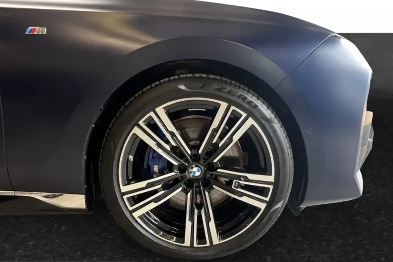 BMW 750 (Seria 7) din 2025 cu 12.150 km - oferta BMW251602 - foto 6