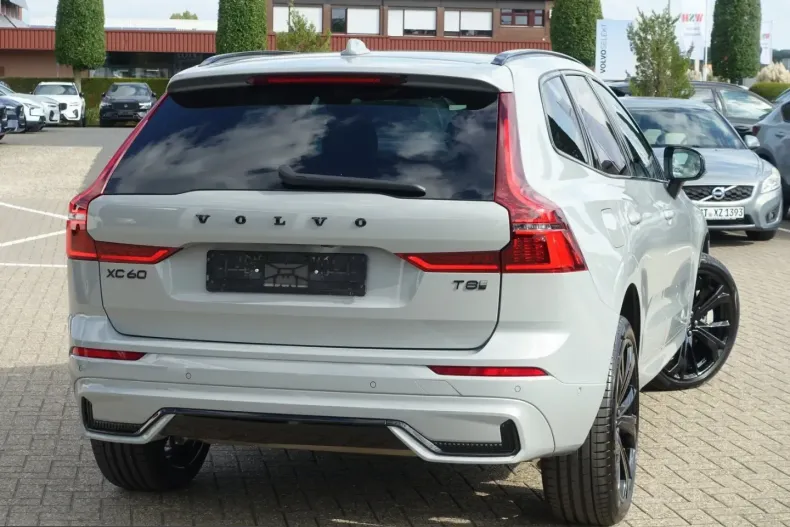 Volvo XC60 din 2025 cu 25.191 km - oferta VOL251604 - foto 2
