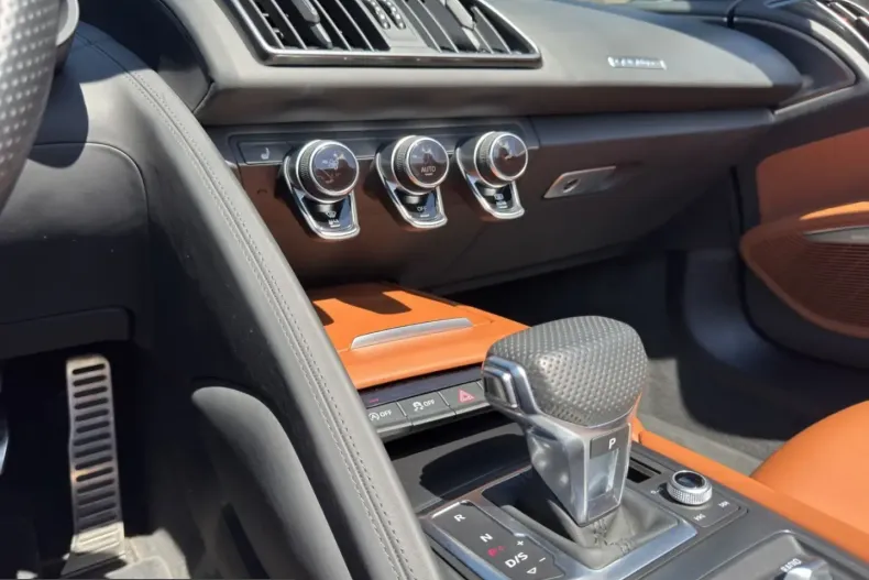 Audi R8 din 2022 cu 23.900 km - oferta AUD251631 - foto 18