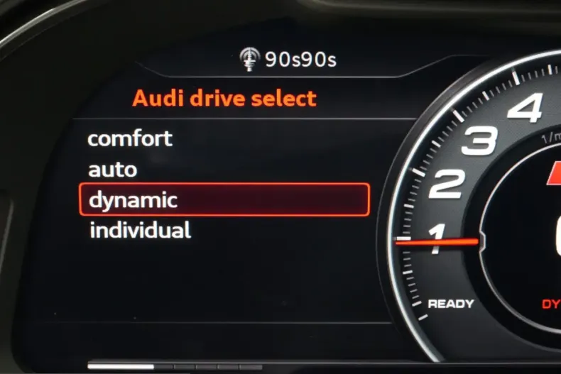Audi R8 din 2024 cu 4.979 km - oferta AUD251636 - foto 7
