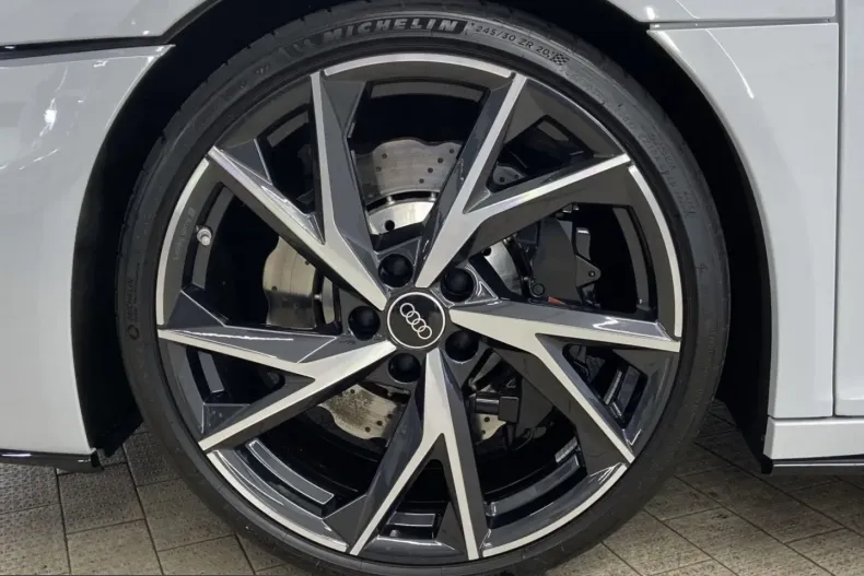 Audi R8 din 2024 cu 19.542 km - oferta AUD251637 - foto 5