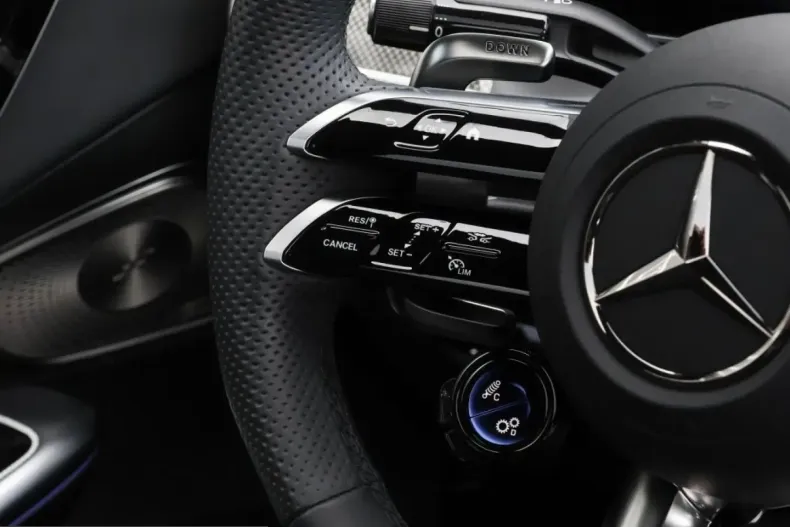 Mercedes-Benz GLC 43 AMG (Clasa GLC) din 2025 cu 11.012 km - oferta MER251666 - foto 4
