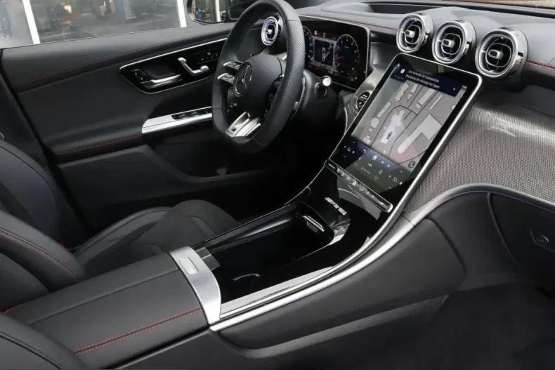 Mercedes-Benz GLC 43 AMG (Clasa GLC) din 2025 cu 11.012 km - oferta MER251666 - foto 5