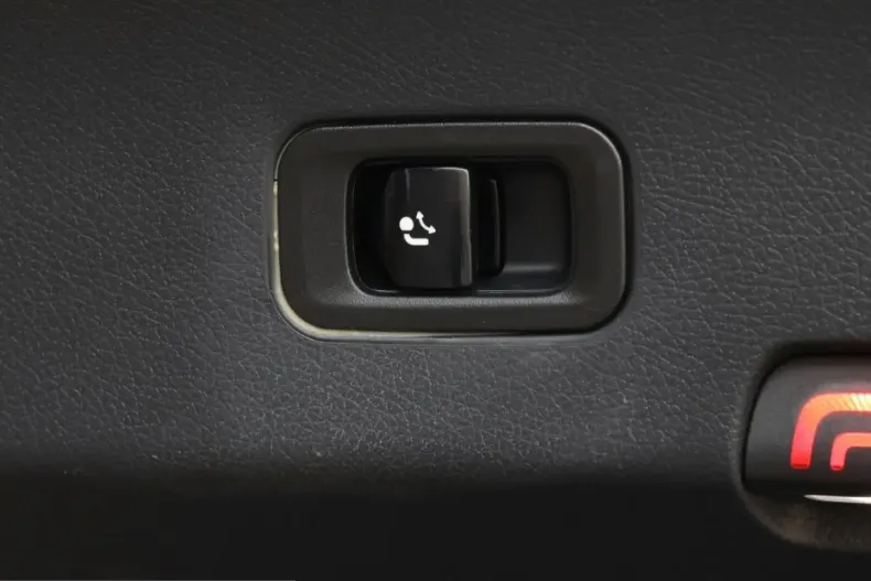 Mercedes-Benz GLC 43 AMG (Clasa GLC) din 2025 cu 11.012 km - oferta MER251666 - foto 16