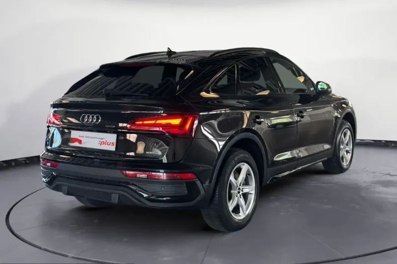 Audi Q5 din 2022 cu 77.122 km - oferta AUD251669 - foto 5
