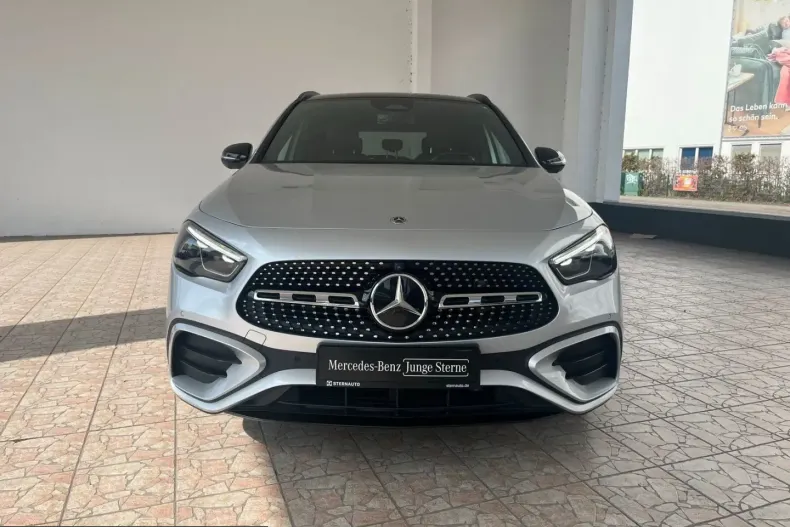Mercedes-Benz GLA 220 (Clasa GLA) din 2023 cu 46.729 km - oferta MER251671 - foto 2
