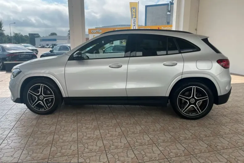 Mercedes-Benz GLA 220 (Clasa GLA) din 2023 cu 46.729 km - oferta MER251671 - foto 7