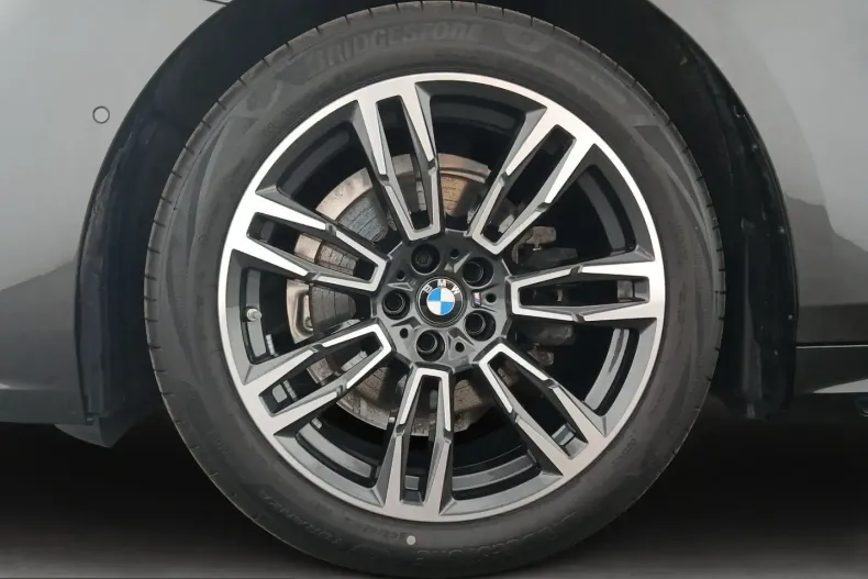 BMW 520 (Seria 5) din 2025 cu 17.325 km - oferta BMW251673 - foto 6