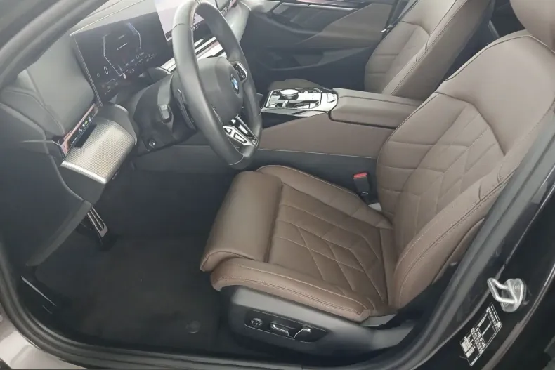 BMW 520 (Seria 5) din 2025 cu 17.325 km - oferta BMW251673 - foto 7