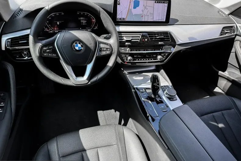 BMW 520 (Seria 5) din 2023 cu 25.508 km - oferta BMW251674 - foto 8