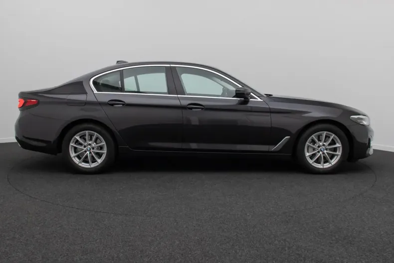 BMW 530 (Seria 5) din 2023 cu 42.122 km - oferta BMW251675 - foto 4