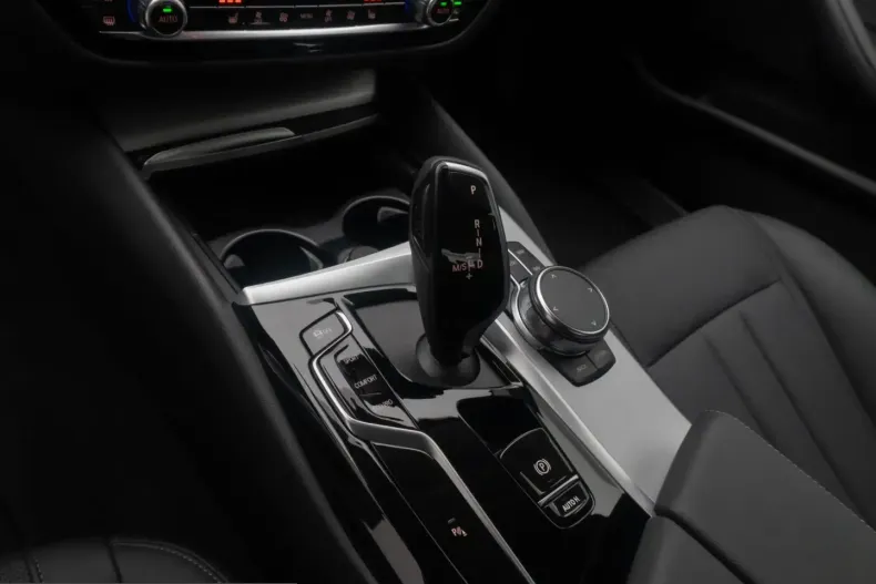 BMW 530 (Seria 5) din 2023 cu 42.122 km - oferta BMW251675 - foto 21