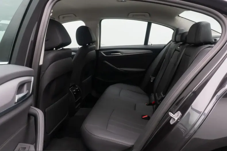 BMW 530 (Seria 5) din 2023 cu 42.122 km - oferta BMW251675 - foto 24