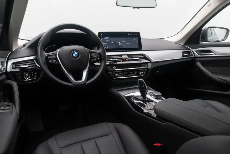 BMW 530 (Seria 5) din 2023 cu 42.122 km - oferta BMW251675 - foto 36