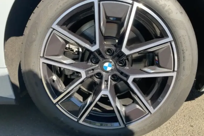 BMW 430 (Seria 4) din 2025 cu 7.926 km - oferta BMW251677 - foto 12