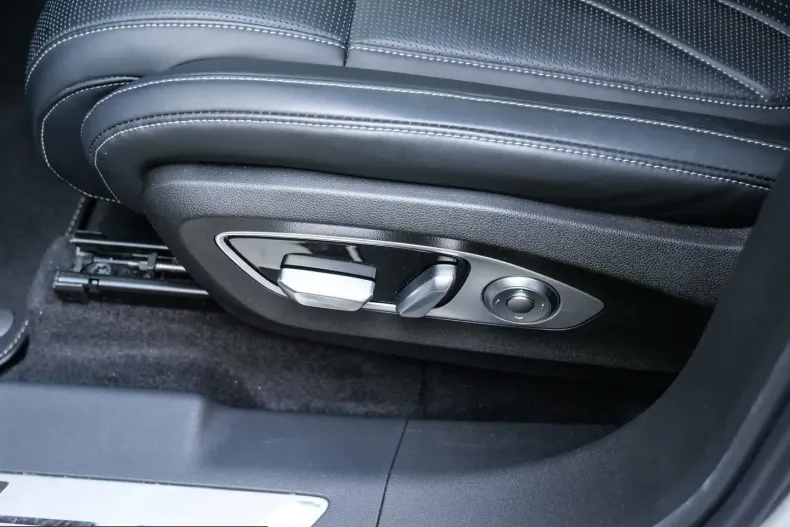 XPENG G9 din 2025 cu 19.700 km - oferta XPE251685 - foto 15