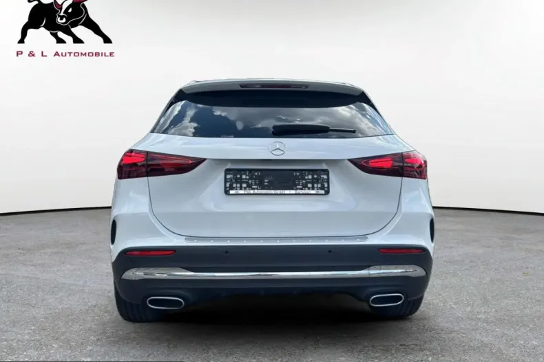 Mercedes-Benz GLA 250 (Clasa GLA) din 2023 cu 23.000 km - oferta MER251689 - foto 8