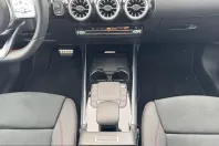 Mercedes-Benz GLA 250 (Clasa GLA) din 2023 cu 4.018 km - oferta MER251697 - foto 7