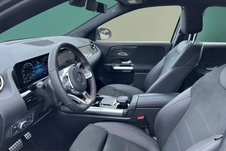 Mercedes-Benz GLA 250 (Clasa GLA) din 2022 cu 62.441 km - oferta MER251701 - foto 8