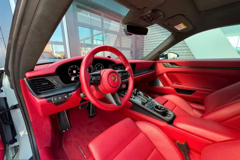 Porsche 911 din 2025 cu 25.040 km - oferta POR251704 - foto 17
