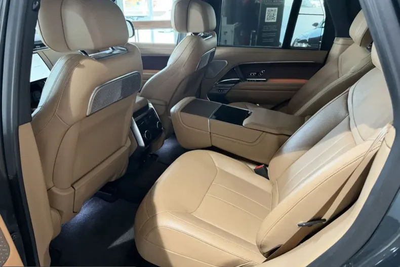 Land Rover Range Rover din 2022 cu 32.580 km - oferta LAN251705 - foto 11