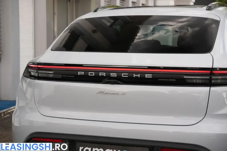 Porsche Macan din 2025 cu 22.000 km - oferta POR251707 - foto 12