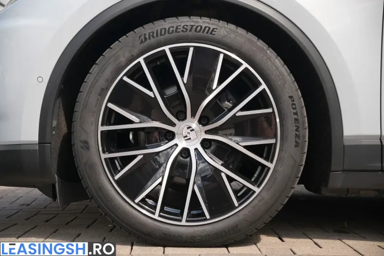 Porsche Macan din 2025 cu 22.000 km - oferta POR251707 - foto 47
