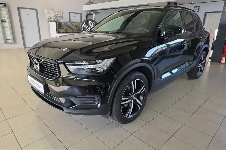 Volvo XC40 din 2022 cu 41.925 km - oferta VOL251708 - foto 1
