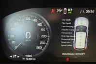 Volvo XC40 din 2022 cu 41.925 km - oferta VOL251708 - foto 24