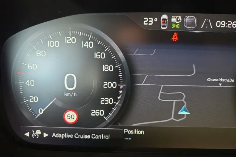 Volvo XC40 din 2022 cu 41.925 km - oferta VOL251708 - foto 26