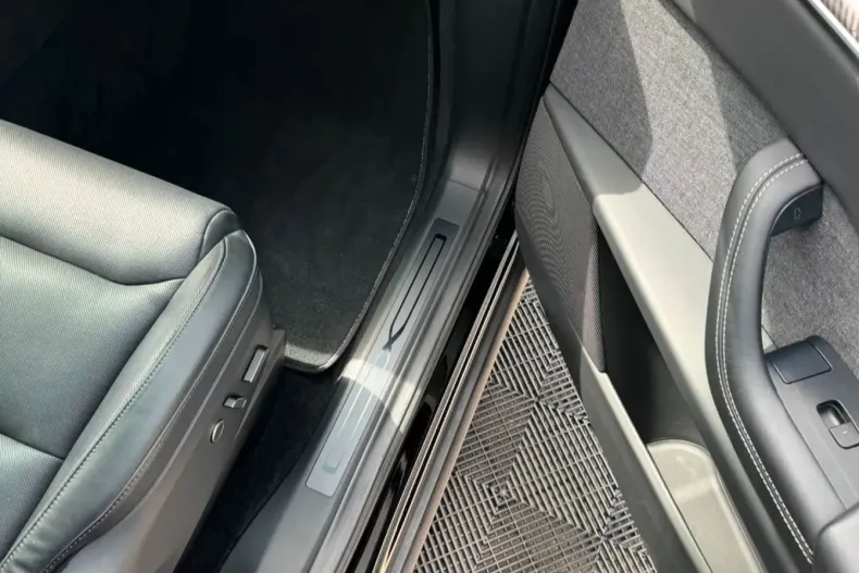 Tesla Model X din 2022 cu 35.200 km - oferta TES251712 - foto 19