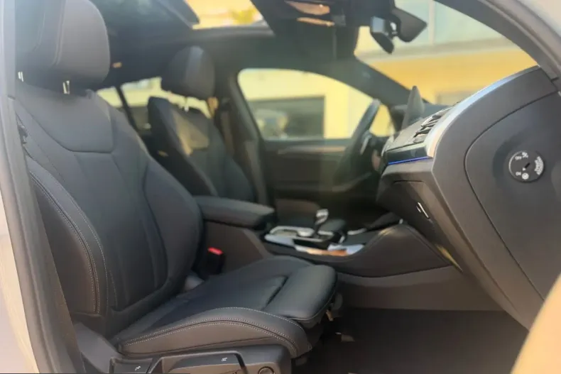 BMW X4 (Seria X) din 2025 cu 14.950 km - oferta BMW251713 - foto 17