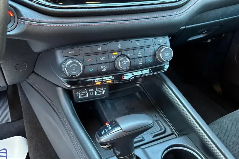 Dodge Durango din 2022 cu 81.948 km - oferta DOD251716 - foto 25