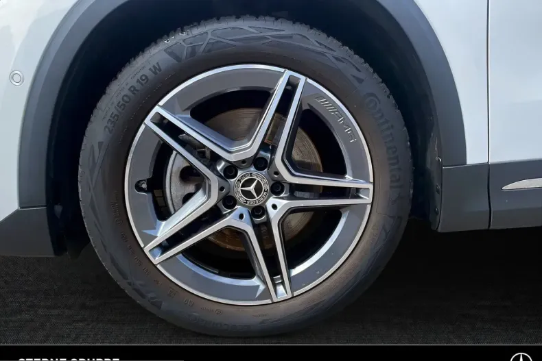 Mercedes-Benz GLA 250 (Clasa GLA) din 2023 cu 49.545 km - oferta MER251724 - foto 8
