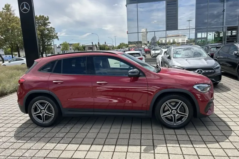 Mercedes-Benz GLA 250 (Clasa GLA) din 2023 cu 34.333 km - oferta MER251725 - foto 4