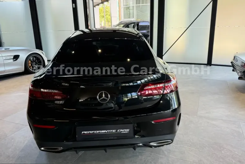 Mercedes-Benz E 200 (Clasa E) din 2023 cu 64.222 km - oferta MER251731 - foto 4