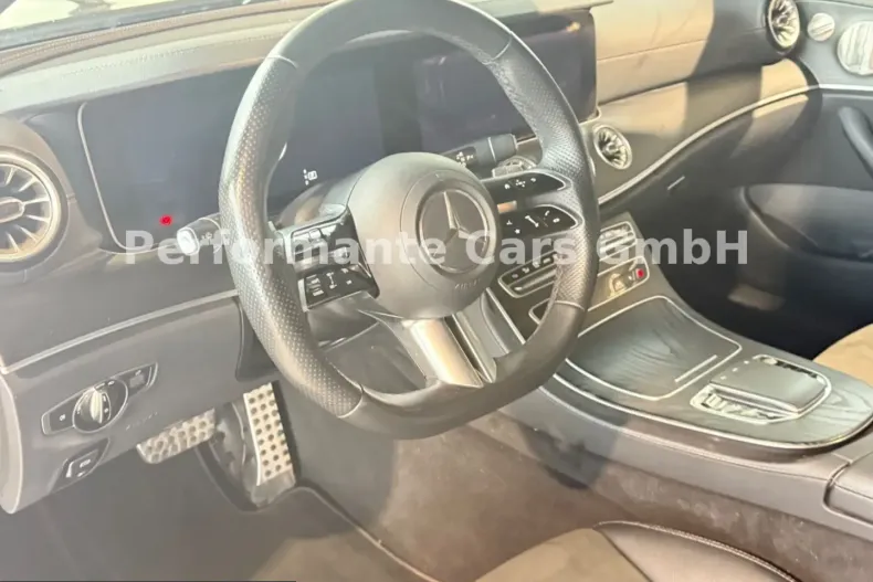 Mercedes-Benz E 200 (Clasa E) din 2023 cu 64.222 km - oferta MER251731 - foto 11