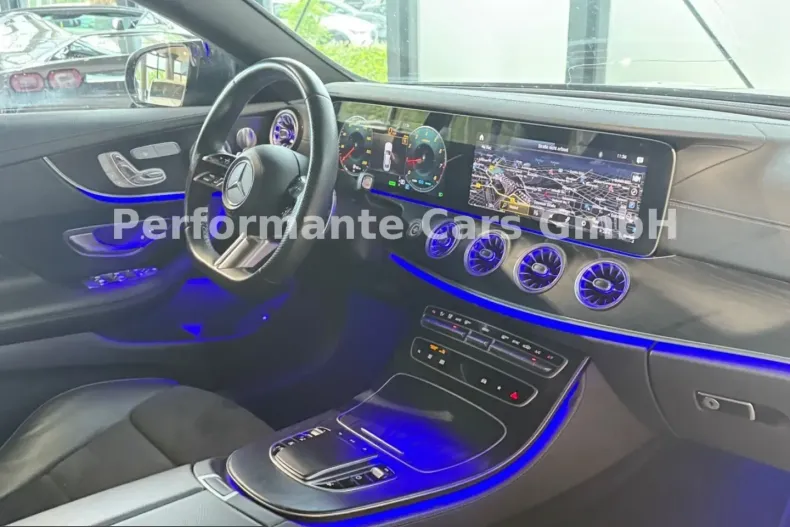 Mercedes-Benz E 200 (Clasa E) din 2023 cu 64.222 km - oferta MER251731 - foto 13