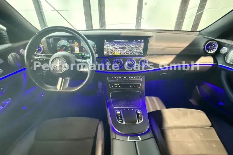 Mercedes-Benz E 200 (Clasa E) din 2023 cu 64.222 km - oferta MER251731 - foto 14
