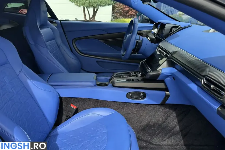 Aston Martin Vanquish din 2024 cu 12.500 km - oferta AST251732 - foto 25
