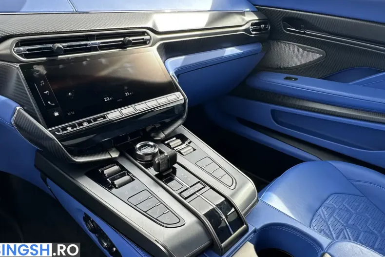 Aston Martin Vanquish din 2024 cu 12.500 km - oferta AST251732 - foto 27