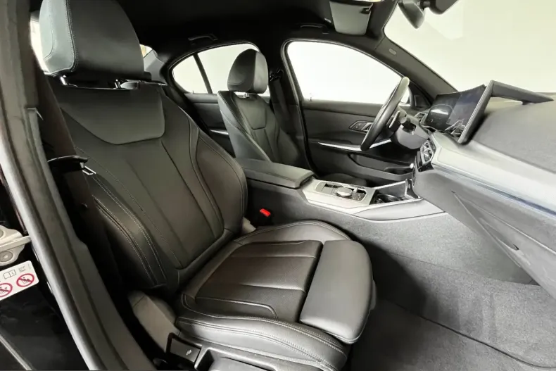 BMW 318 (Seria 3) din 2024 cu 58.800 km - oferta BMW251734 - foto 12